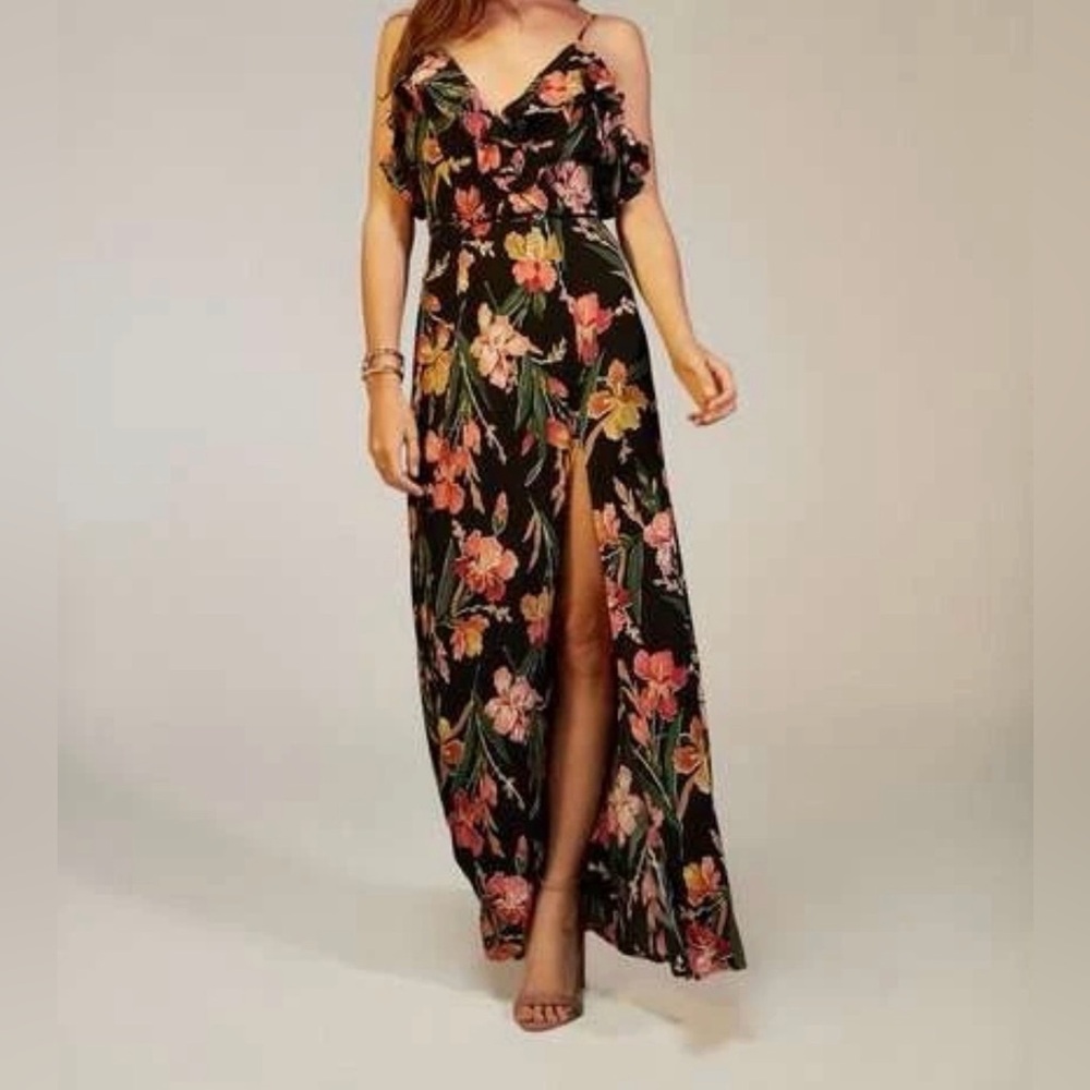 Privacy Please Floral Ruffle V-Neck Maxi Dress Black Tropical Slit Large